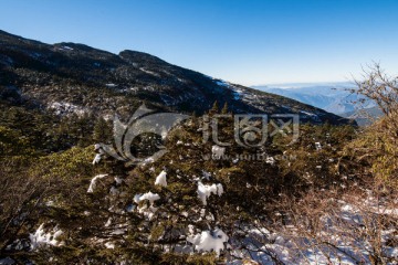 轿子雪山风光