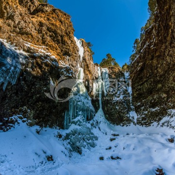 轿子雪山冰瀑（全景高清大图）