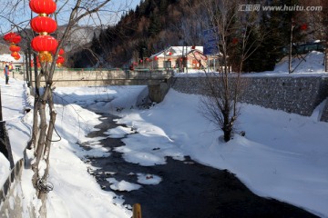 春雪 春水 春水流