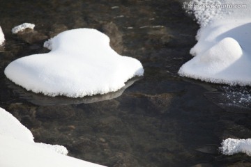 春雪 春水 春水流