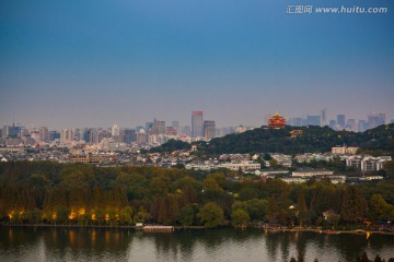 杭州西湖远眺城区夜景