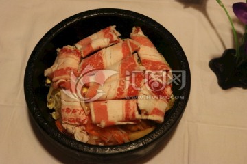 牛肉石锅饭美食图片