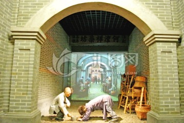 老上海 石库门 儿童玩耍蜡像