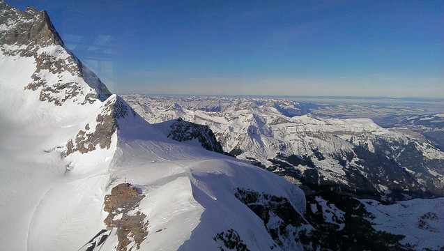 雪原  雪山