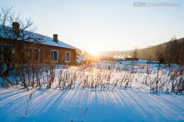 夕照雪景