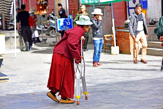 藏族老人 大昭寺八廊街