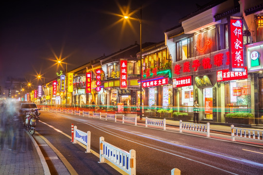 杭州高银街商业街夜景