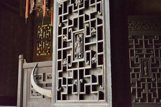 中国古建筑之雕花木窗特写