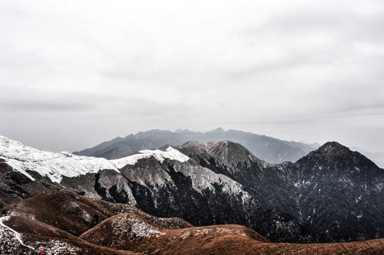 高山山脉