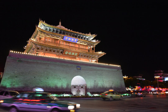 张掖钟鼓楼夜景