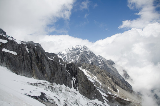 玉龙雪山 冰川 山峰