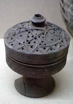灰陶熏壶 战国时期