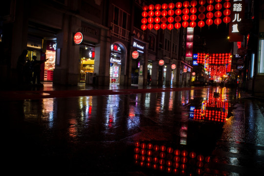 广州上下九雨夜