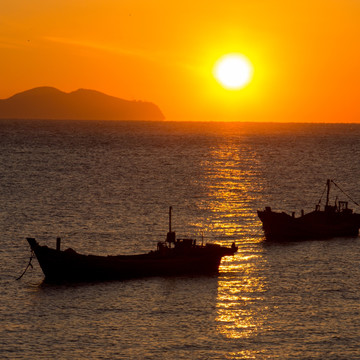 大连东港海上日出