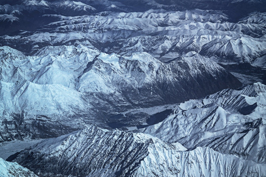 雪山山脉