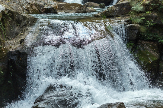 瀑布 水流 山泉 浪花