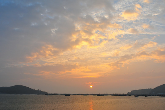 海上日出 晨曦 红太阳 海洋