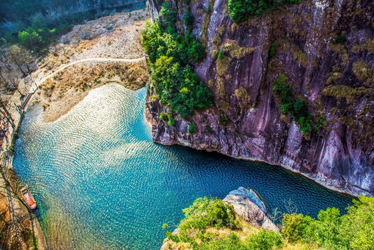 清澈溪水 绿水青山 山水风光