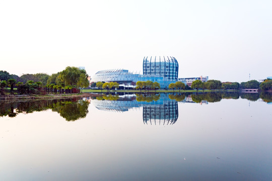 东华大学松江校区 图书馆 浦西