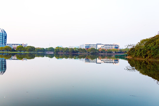 东华大学松江校区 图书馆