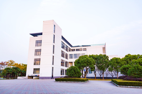 东华大学松江校区