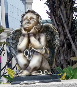 雕塑小天使