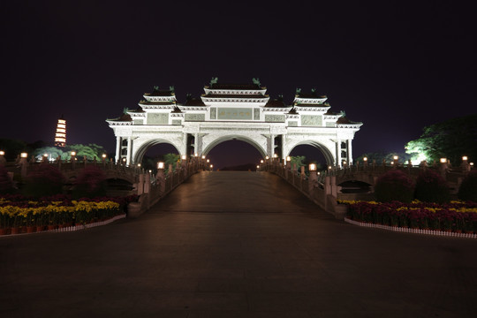 广东佛山顺德顺峰山夜景