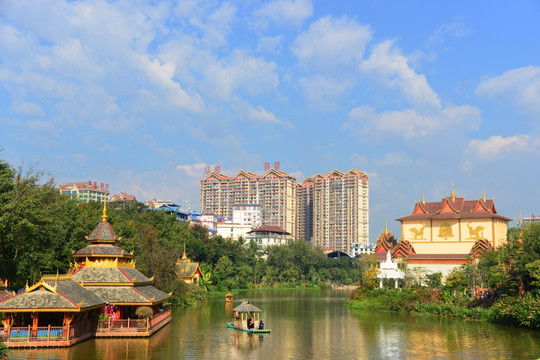 曼听公园 傣王宫 御花园水景