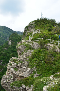 牛背梁美景