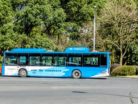 电动公交车 新能源