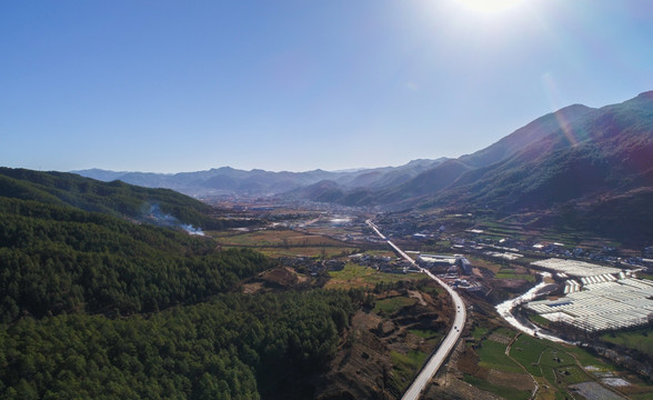 乡村 村庄 道路