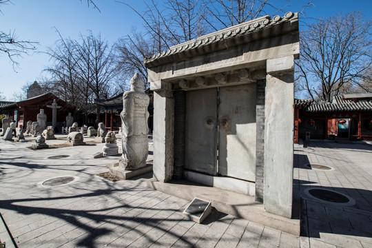 北京五塔寺 石刻墓门