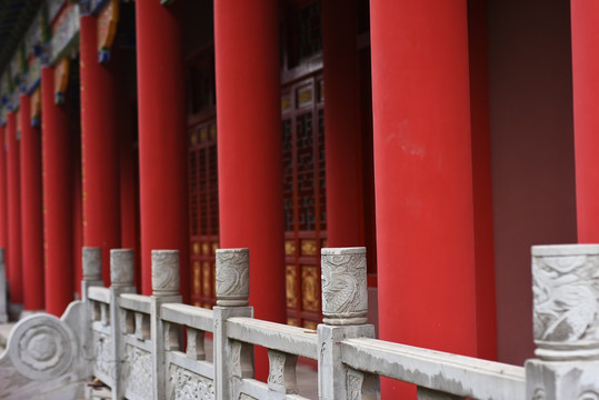 寺庙红柱子