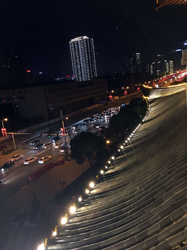 杜甫江阁 车流 夜景