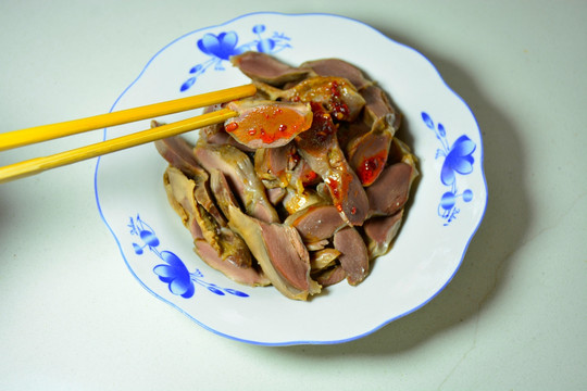 香辣鸡菌子 卤肉鸡菌