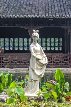 南京莫愁女雕像
