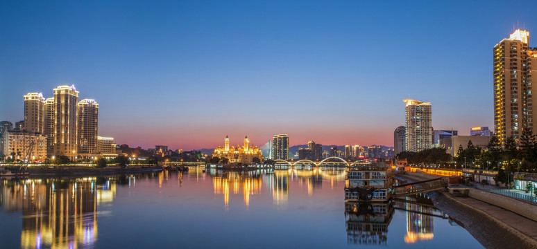 福州闽江江滨两岸夜景