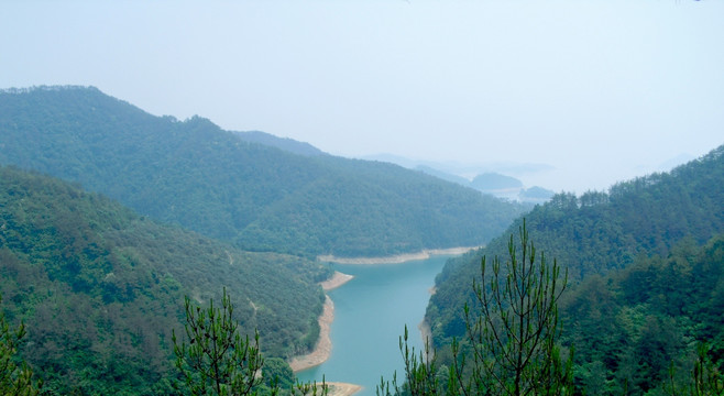 千岛湖的山山水水