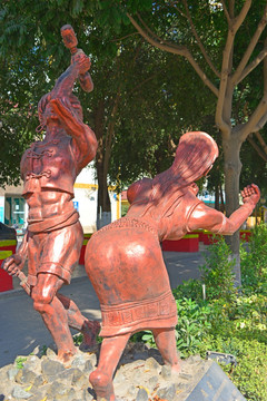 景洪城市雕塑 佤族雕塑