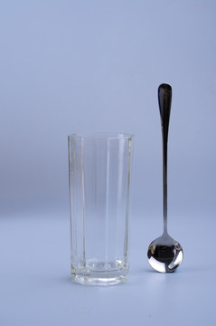 玻璃杯 勺子