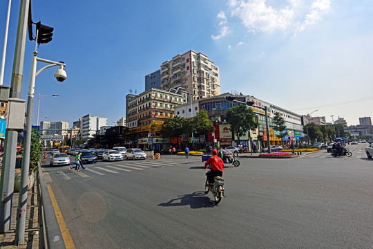 深圳 宝石东路