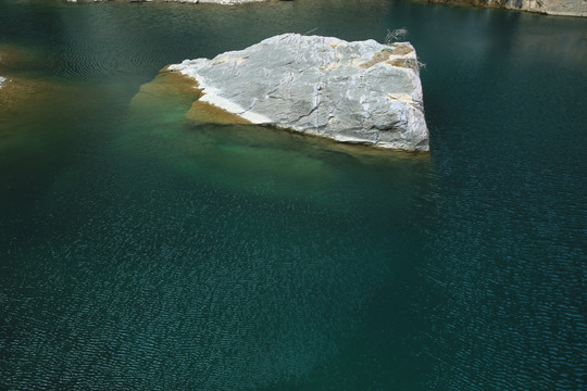 宝泉泉水