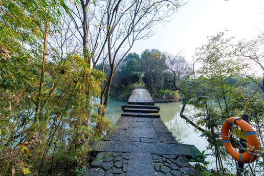 西溪湿地石板小桥