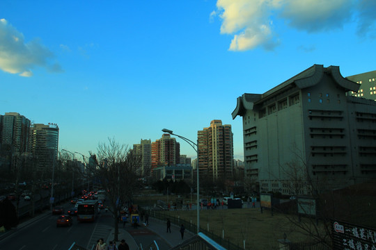 北京首都图书馆