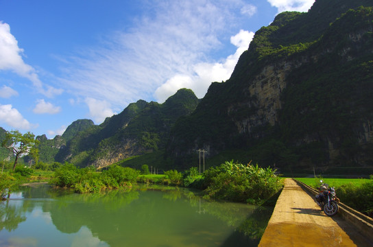 山水