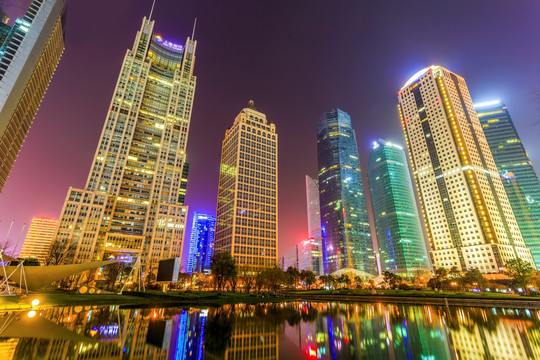 上海浦东陆家嘴夜景