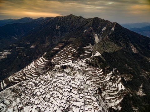 航拍油岭