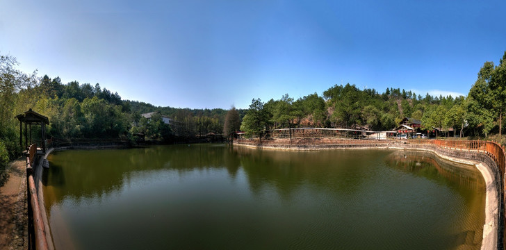 兰溪诸葛卧龙湖度假村 全景