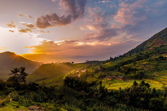 攀枝花新山村寨夕阳风景