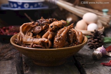 麻辣鸡翅鸡脚翅尖鸭掌